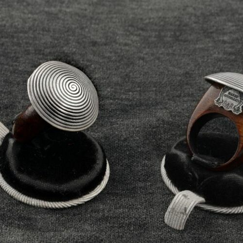 Anello in legno e argento firmato Mario Buccellati. Epoca anni '60