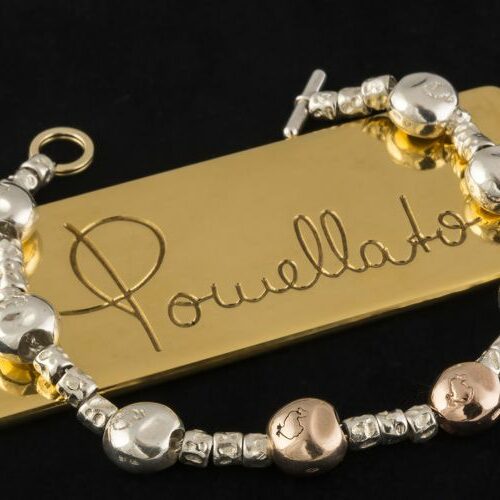 Bracciale in argento e oro composto da pepite e semini. Dodo di Pomellato