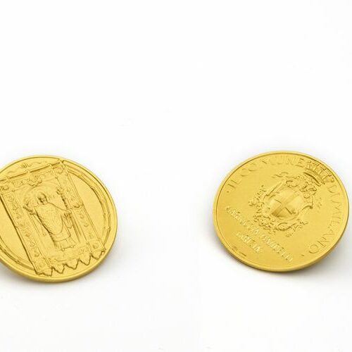 Medaglia commemorativa ( con astuccio originale ) in oro giallo 750 dedicata a 'Mariuccia Mandelli' in arte KRIZIA